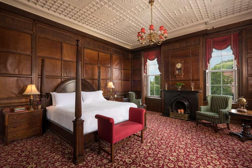 Hotel St